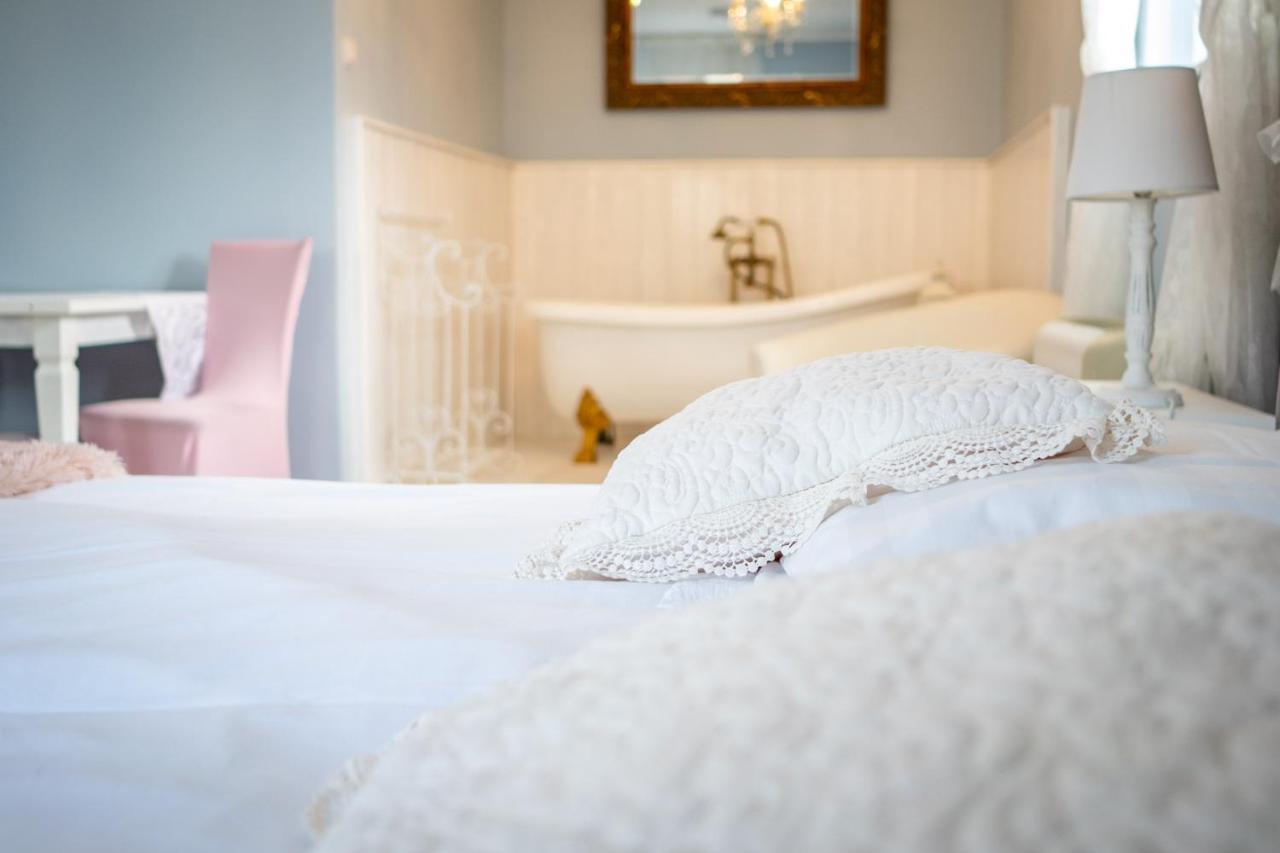 Gyula Panzio Hotel ภายนอก รูปภาพ