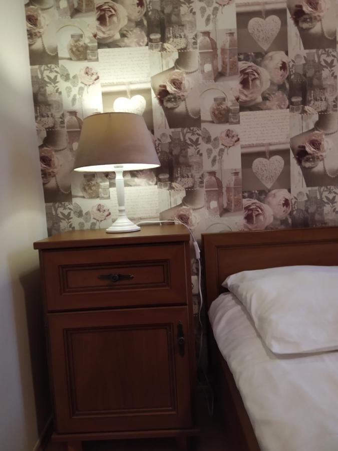 Gyula Panzio Hotel ภายนอก รูปภาพ